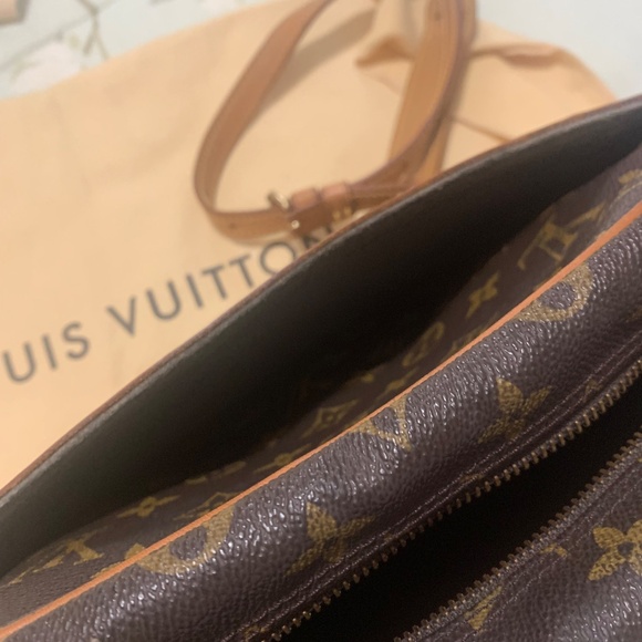 Handbag - Picture 5 of 6